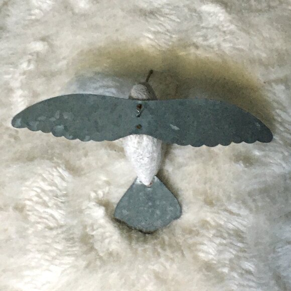 Five Handmade Steel and Wood Hummingbird Christmas Hanging Ornaments - Picture 6 of 12